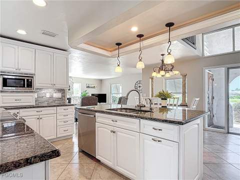 11481 Rebecca Cir, Fort Myers Beach FL - photo 11 of 50