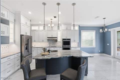 2038 Bahama Ave, Fort Myers FL - photo 9 of 36