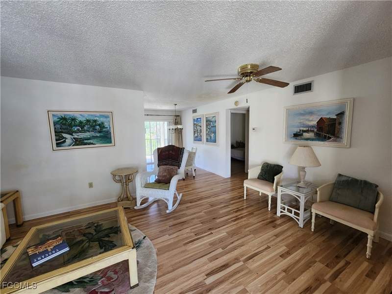 2 bedroom Condominium at 7400 College Pkwy 67C, Hidden Gardens, Fort Myers — photo 3