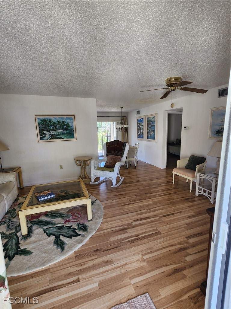 2 bedroom Condominium at 7400 College Pkwy 67C, Hidden Gardens, Fort Myers — photo 5