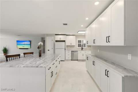 74 Aqua Ln, North Fort Myers FL - photo 18 of 50