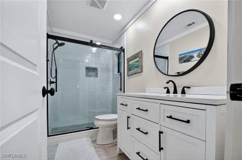 190 Tahiti Cir, Naples FL - photo 15 of 33