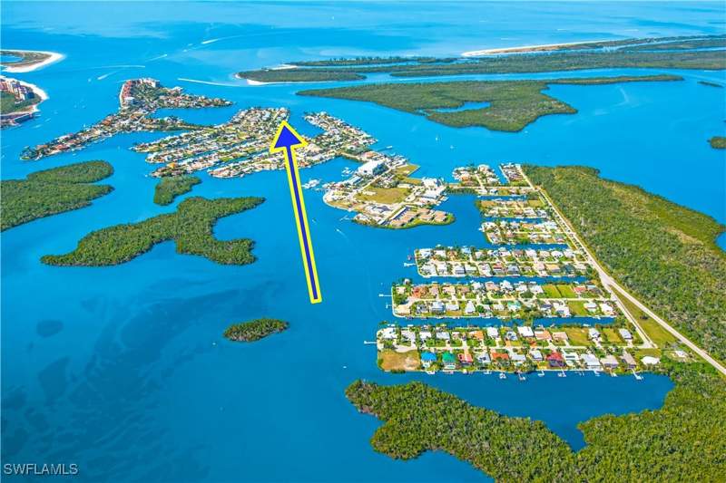 3 bedroom SingleFamilyResidence at 190 Tahiti Cir, Isles Of Capri, Naples — photo 3