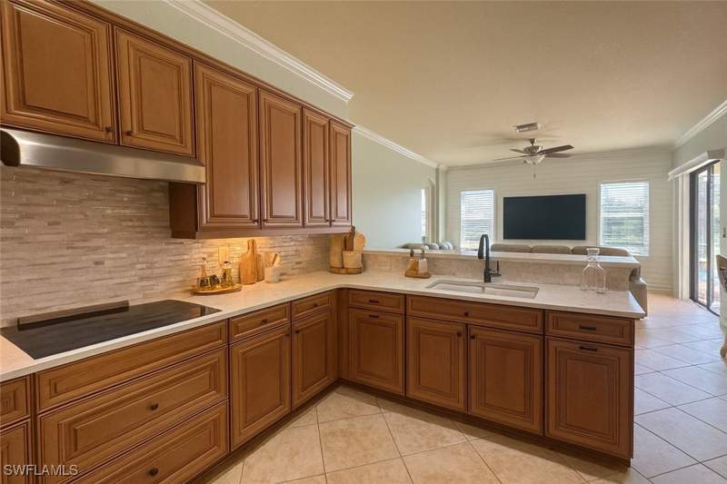 4 bedroom SingleFamilyResidence at 11275 Bluff Oak Ln, Reflection Isles, Fort Myers — photo 4