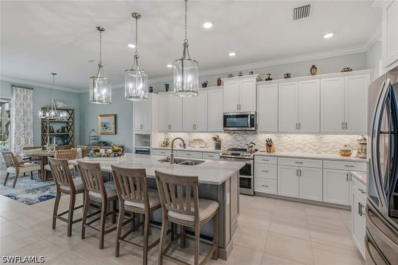 3 bedroom SingleFamilyResidence at 14685 Kelson Cir, Sutton Cay, Naples — photo 4