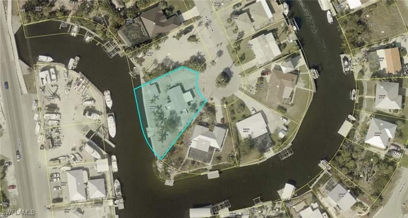 2 bedroom SingleFamilyResidence at 3435 Sea Holly Ln, St James City, St James City — photo 3