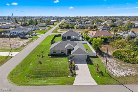 2432 NW 22nd Ter, Cape Coral FL - photo 20 of 23