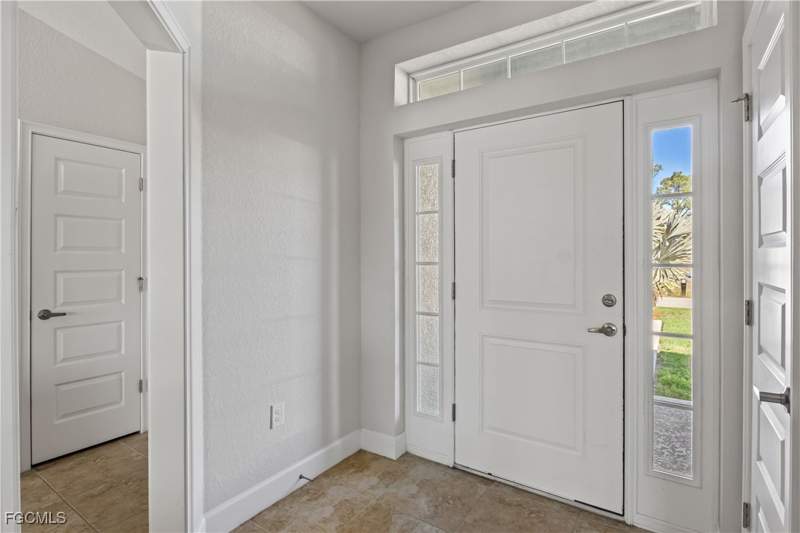 4 bedroom SingleFamilyResidence at 2432 NW 22nd Ter, Cape Coral, Cape Coral — photo 4