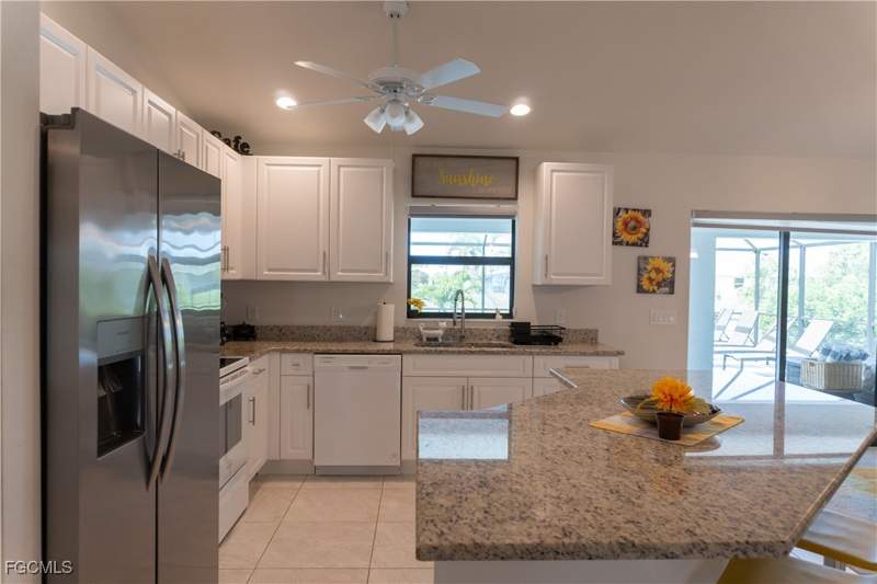 3 bedroom SingleFamilyResidence at 3318 SW 8th Pl, Cape Coral, Cape Coral — photo 3