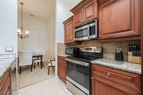 2770 Cypress Trace Cir 2425, Naples FL - photo 11 of 35