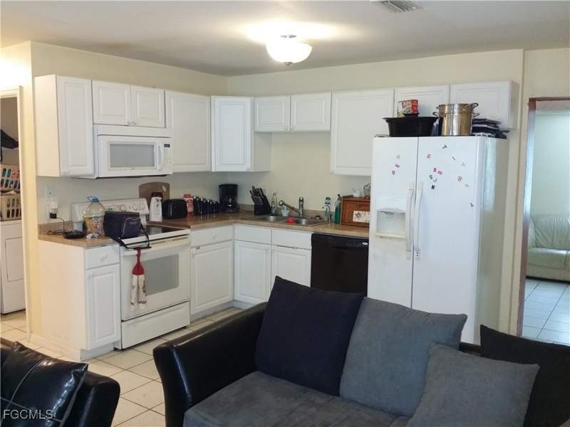 6 bedroom SingleFamilyResidence at 950 Lakeview Dr, Tropic Isles, North Fort Myers — photo 5