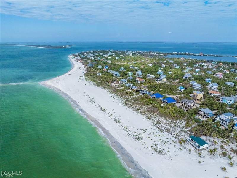 2 bedroom Townhouse at 640 Gulf Ln 3, Beach Villas Of Upper Captiva Condominium, Captiva — photo 3