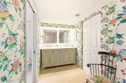 2378 Gulf Shore Blvd N 303, Naples FL - photo 18 of 39