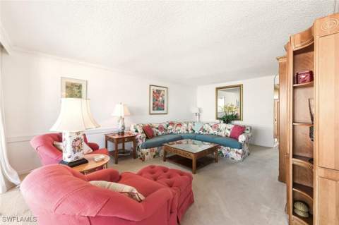 2378 Gulf Shore Blvd N 303, Naples FL - photo 8 of 39