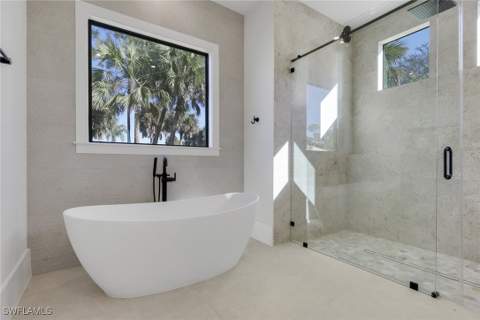 1109 15th St SW, Naples FL - photo 20 of 46