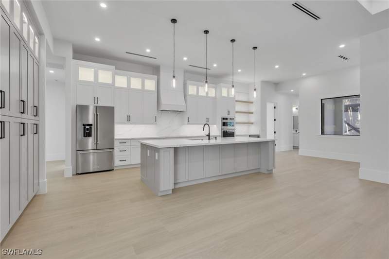 4 bedroom SingleFamilyResidence at 1109 15th St SW, Golden Gate Estates, Naples — photo 5