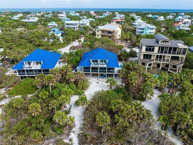 2 bedroom Attached at 640 Gulf Ln 4, Beach Villas Of Upper Captiva Condominium, Captiva — photo 2