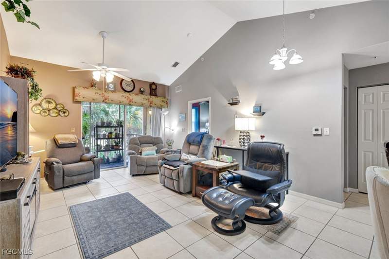 3 bedroom Condominium at 950 Hancock Creek South Blvd 524, Oasis, Cape Coral — photo 4