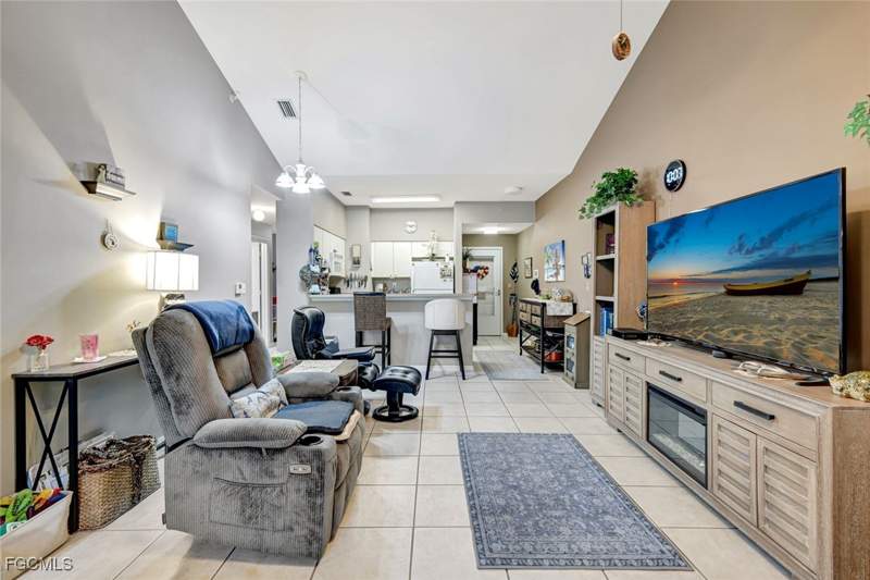 3 bedroom Condominium at 950 Hancock Creek South Blvd 524, Oasis, Cape Coral — photo 5