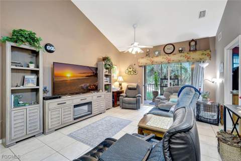 950 Hancock Creek South Blvd 524, Cape Coral FL - photo 6 of 23