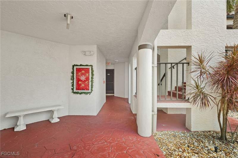 2 bedroom Condominium at 11921 Seabreeze Cove Ln 107, Seabreeze, Fort Myers — photo 3