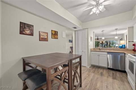 11921 Seabreeze Cove Ln 107, Fort Myers FL - photo 9 of 26