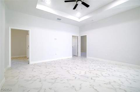 374 Nestle Ave, Lehigh Acres FL - photo 10 of 37