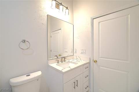 374 Nestle Ave, Lehigh Acres FL - photo 13 of 37