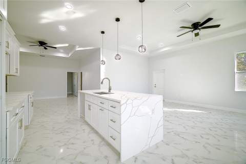 374 Nestle Ave, Lehigh Acres FL - photo 19 of 37