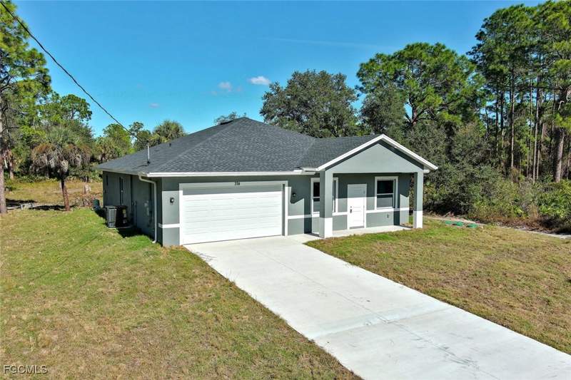4 bedroom SingleFamilyResidence at 374 Nestle Ave, Greenbriar, Lehigh Acres — photo 4