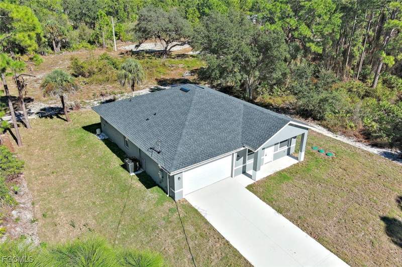 4 bedroom SingleFamilyResidence at 374 Nestle Ave, Greenbriar, Lehigh Acres — photo 5