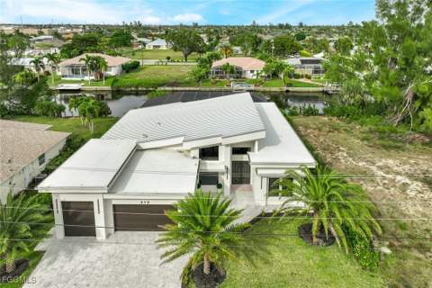 215 SE 28th Ter, Cape Coral FL - photo 23 of 33