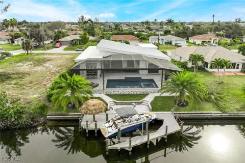 215 SE 28th Ter, Cape Coral FL - photo 24 of 33