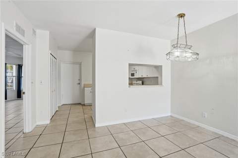8313 Bernwood Cove Loop 1201, Fort Myers FL - photo 7 of 32