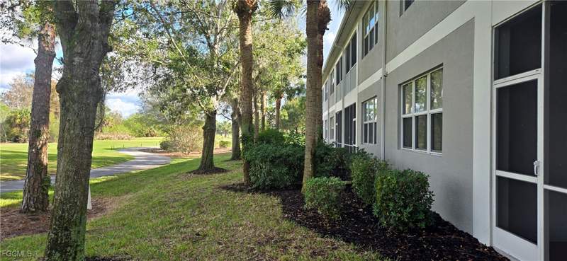 2 bedroom Condominium at 12100 Summergate Cir 203, Summerwind, Fort Myers — photo 4
