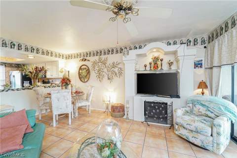 505 SW 47th Ter 104, Cape Coral FL - photo 12 of 21