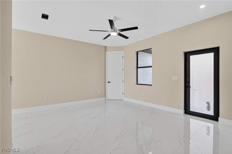 4 bedroom SingleFamilyResidence at 3207 40th St W, Lehigh Acres, Lehigh Acres — photo 3