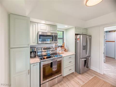4490 Harbor Bend Dr, Upper Captiva FL - photo 10 of 50