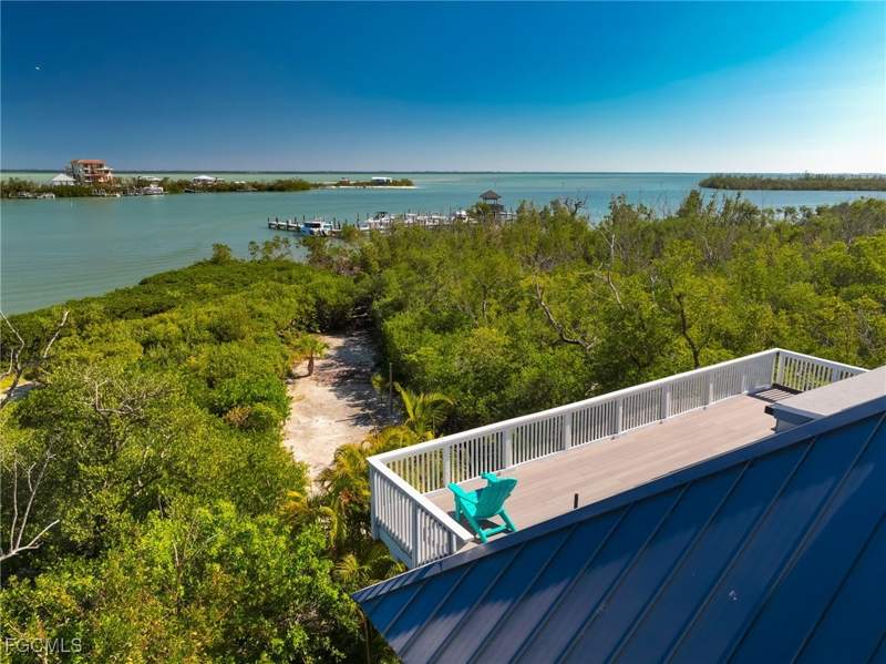 3 bedroom SingleFamilyResidence at 4490 Harbor Bend Dr, Safety Harbor Club, Upper Captiva — photo 2
