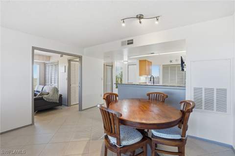 300 Stevens Landing Dr C306, Marco Island FL - photo 11 of 47