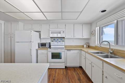 7148 Estero Blvd 423, Fort Myers Beach FL - photo 11 of 23