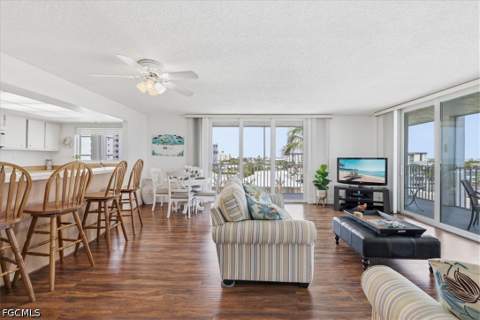 7148 Estero Blvd 423, Fort Myers Beach FL - photo 12 of 23