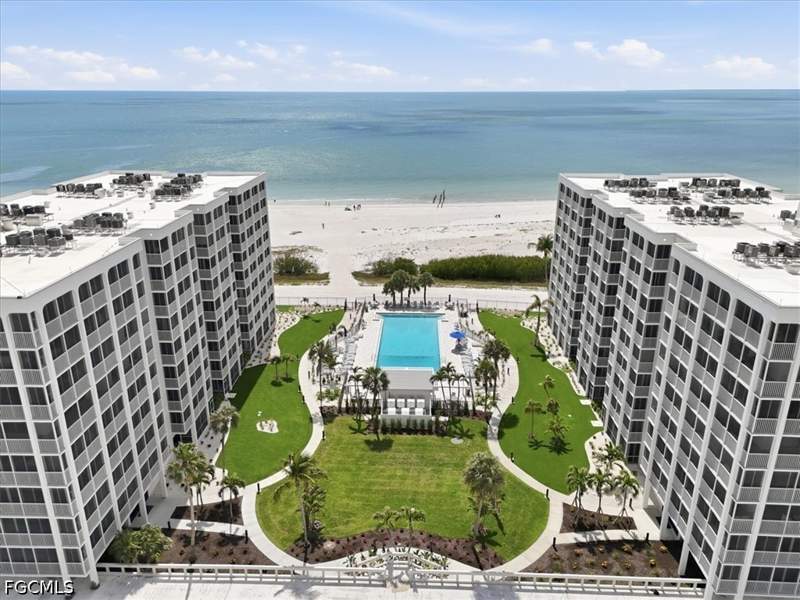 2 bedroom Condominium at 7148 Estero Blvd 423, Creciente Condo East, Fort Myers Beach — photo 2