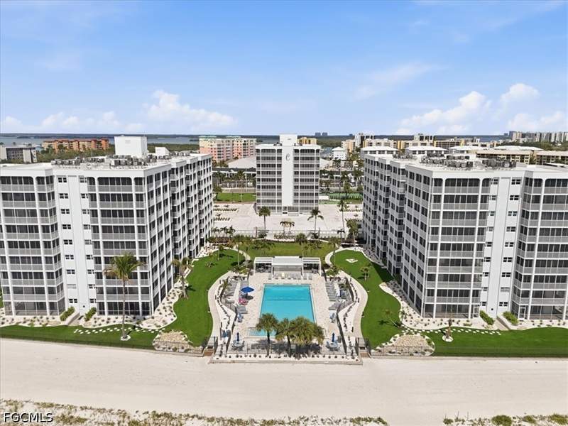 2 bedroom Condominium at 7148 Estero Blvd 423, Creciente Condo East, Fort Myers Beach — photo 3