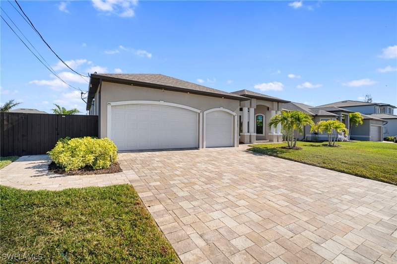 3 bedroom SingleFamilyResidence at 2341 NW 36th Pl, Cape Coral, Cape Coral — photo 4