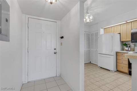 200 Stevens Landing Dr B202, Marco Island FL - photo 8 of 27