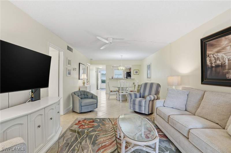 2 bedroom Condominium at 3150 Binnacle Dr 115, Riviera At Moorings, Naples — photo 2