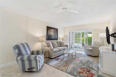 3150 Binnacle Dr 115, Naples FL - photo 6 of 33