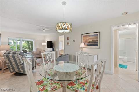 3150 Binnacle Dr 115, Naples FL - photo 8 of 33