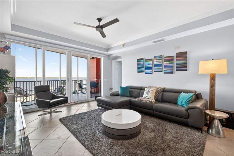 3 bedroom Condominium at 2743 1st St 502, Riviera, Fort Myers — photo 2